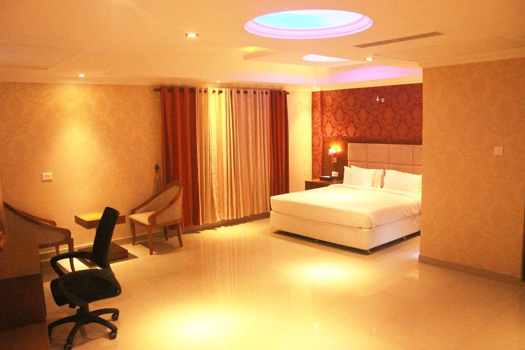 Hotel Sea Palace Kollam Room photo